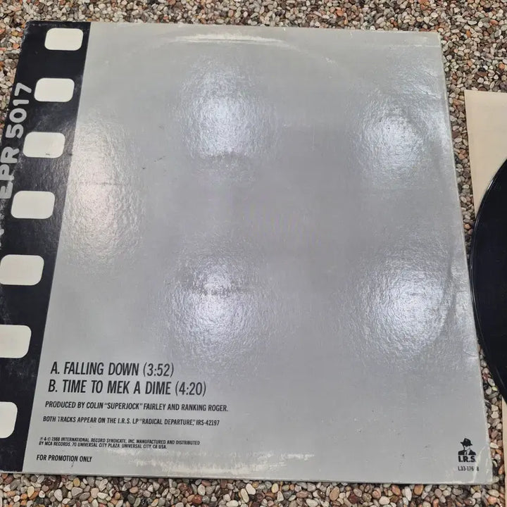 [BUNJANG] Ranking Roger Falling Down LP (Promotional Pressing) / LP 랭킹 로저 (홍보반)falling down