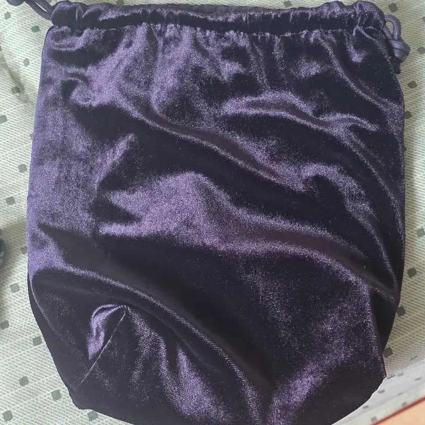 [BUNJANG] IVE MD Pouch / 아이브 MD SHOW WHAT I AM 파우치