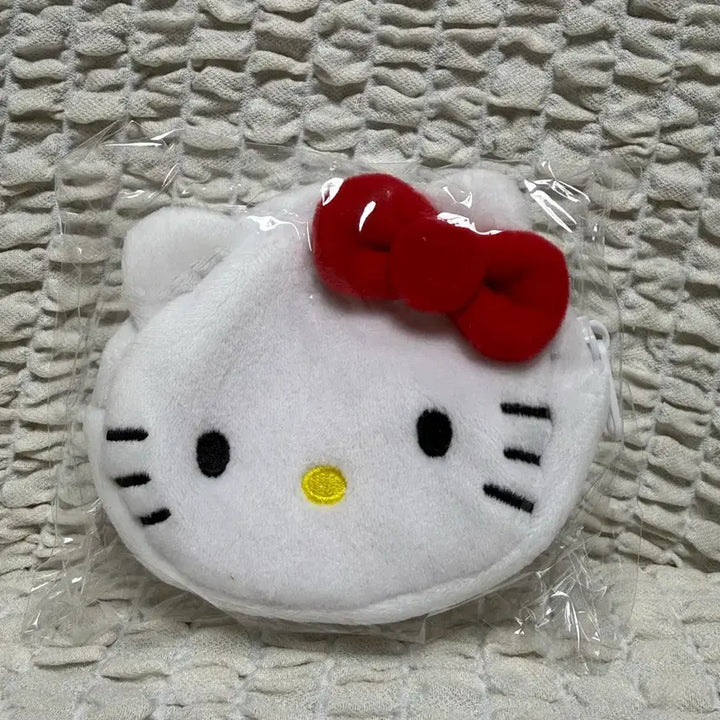 [BUNJANG] Sanrio Hello Kitty Mini Face Pouch / 산리오 미니페이스 파우치 헬로키티