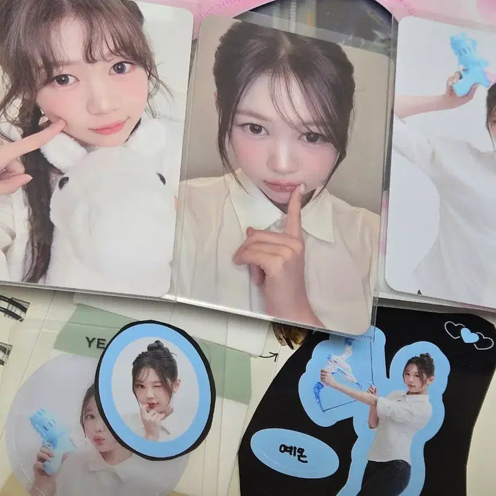 [BUNJANG] Hatsune Miku Hatsuharu Ye-on Signature Photocard + Membership Kit Set / 하츠투하츠 하투하 예온 시그포카+멤버십 키트 셋 양도