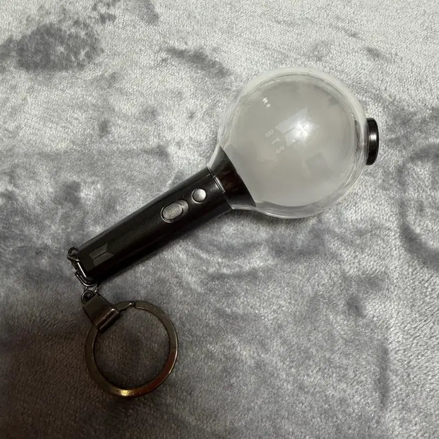 [BUNJANG] BTS Official Light Stick Keychain / 방탄소년단 응원봉 키링