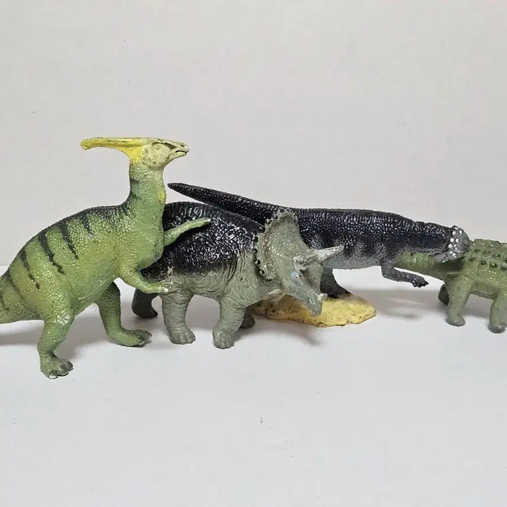 [BUNJANG] Safari Ltd. Carnegie Collection 1988 Dinosaur Figure Set (4 Types) Vintage Toy / 사파리 엘티디 카네기 컬렉션 1988 공룡 피규어 4종 일괄 고전 완구