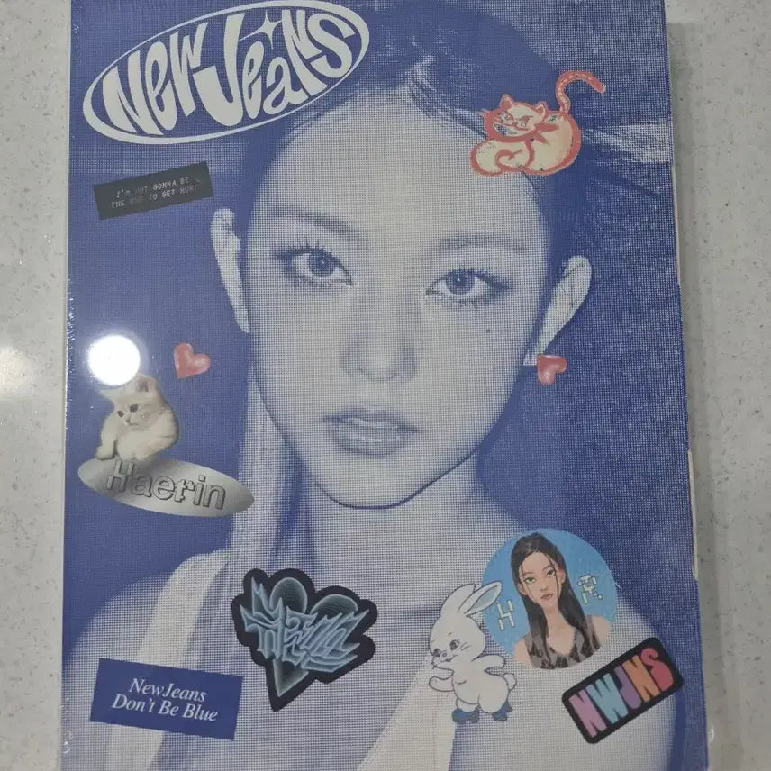 [BUNJANG] NewJeans Bluebook Haerin Sealed Album / [미개봉]뉴진스 블루북 해린 미개봉앨범 판매
