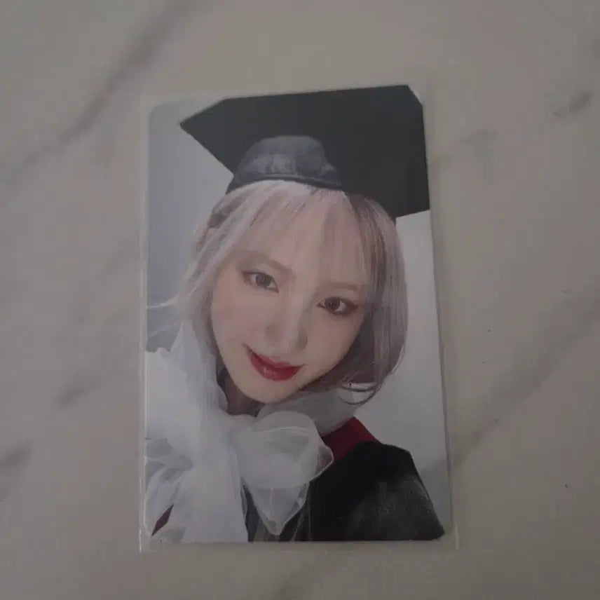 [BUNJANG] IVE Switch Makestar Liz Graduation Photocard / 아이브 스위치 메이크스타 졸업 리즈