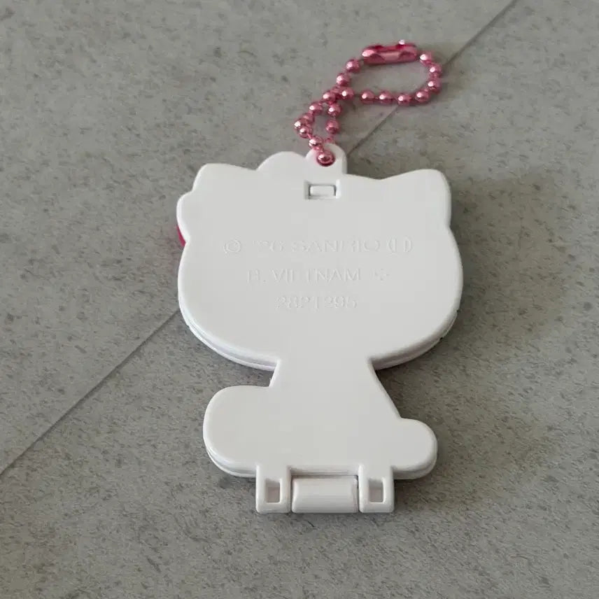 [BUNJANG] Sanrio Hello Kitty Mirror Collection Keychain / 산리오 헬로키티 거울 미러 컬랙션 키링