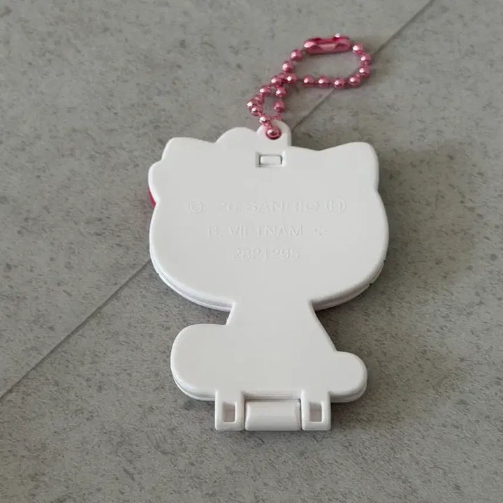 [BUNJANG] Sanrio Hello Kitty Mirror Collection Keychain / 산리오 헬로키티 거울 미러 컬랙션 키링