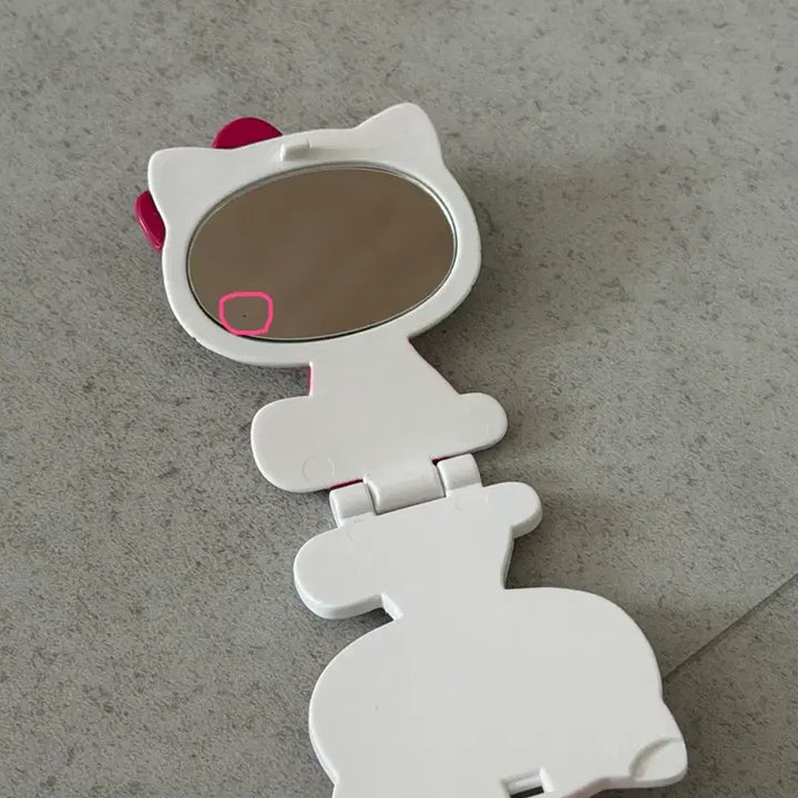 [BUNJANG] Sanrio Hello Kitty Mirror Collection Keychain / 산리오 헬로키티 거울 미러 컬랙션 키링