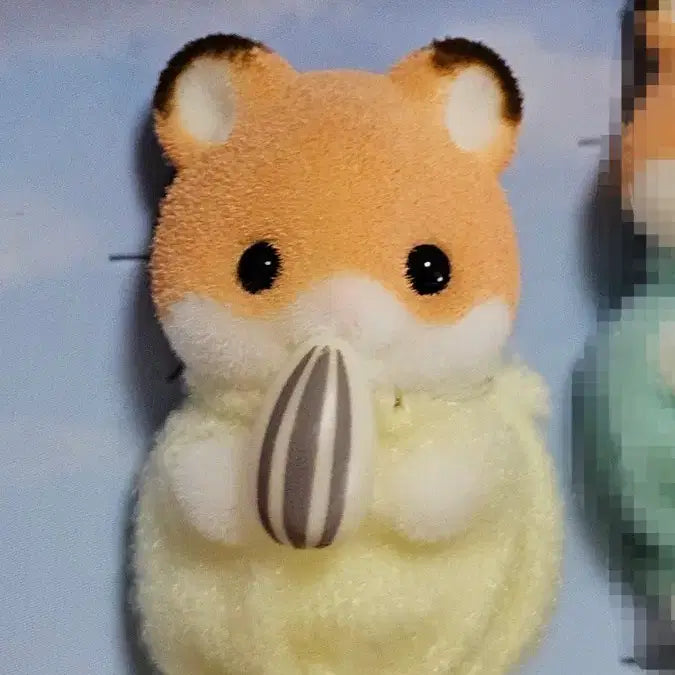 [BUNJANG] Sylvanian Families Yellow Baby Hamster (Split Set) / 실바니안 햄스터 신생아 분철 판매 (노랑)