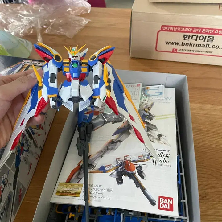 [BUNJANG] Bandai HG Wing Gundam EW Model Kit / Mg 윙건담 ew