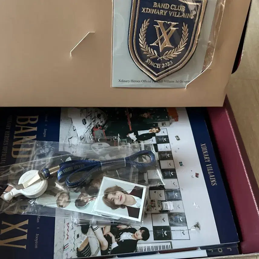 [BUNJANG] Xdinary Heroes Villains 1st Membership Kit Full Set / 빌런즈 1기 멤버십 키트 엑디즈 엑스디너리히어로즈