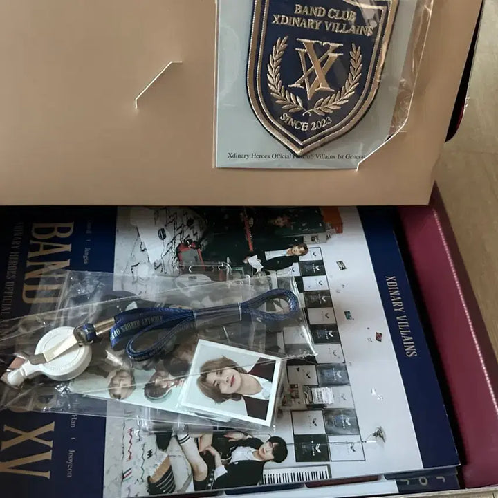 [BUNJANG] Xdinary Heroes Villains 1st Membership Kit Full Set / 빌런즈 1기 멤버십 키트 엑디즈 엑스디너리히어로즈