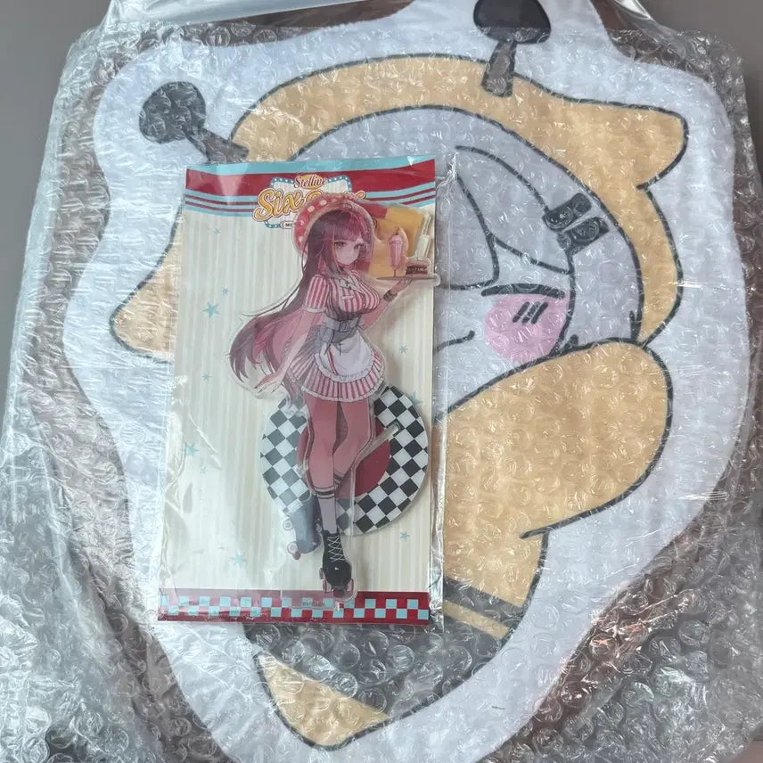 [BUNJANG] RIZE Six Popup Acrylic &amp; SIRO Wing-Ming Cushion Bundle Set (Sealed) / 리제식스팝업아크릴&amp;시로윙밍쿠션 미개봉 일괄판매