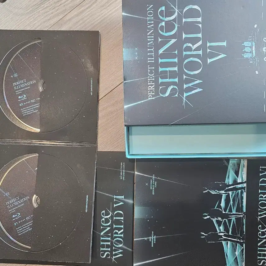 [BUNJANG] SHINee SHINee World V Blue Ray / 샤이니 콘서트 블루레이 판매