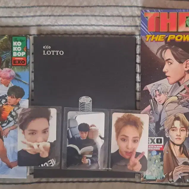 [BUNJANG] EXO Chinese Version Album Photocard Set (Lay, Xiumin) / 엑소 앨범 중국어ver 판매해요 (레이 시우민 포카)