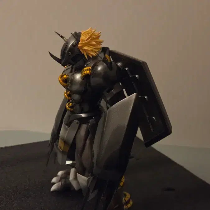 [BUNJANG] Mine Studio Black Wargreymon Resin Statue / MINE 스튜디오 블랙워그레이몬 레진