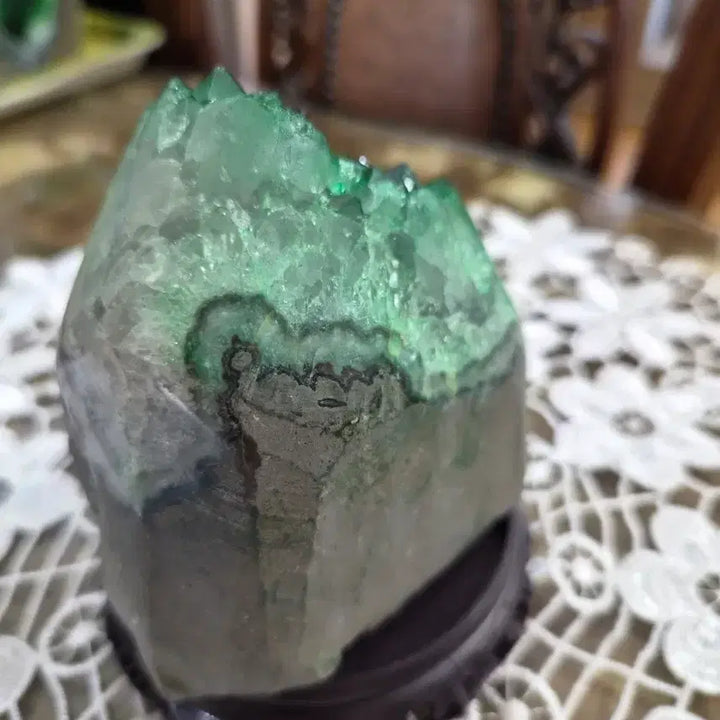 [BUNJANG] Natural Green Crystal Raw Stone (900-1000g) / 천연 녹색 수정원석(900~1000g)