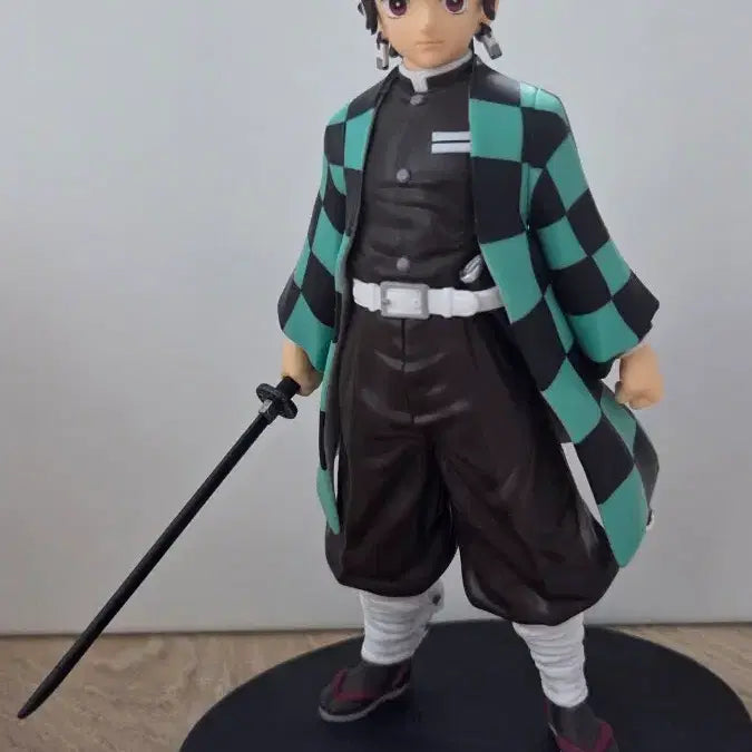[BUNJANG] Demon Slayer Kamado Tanjiro Figure (No Box) / 귀멸의 칼날  카마도 탄지로 피규어 판매 (박스X)