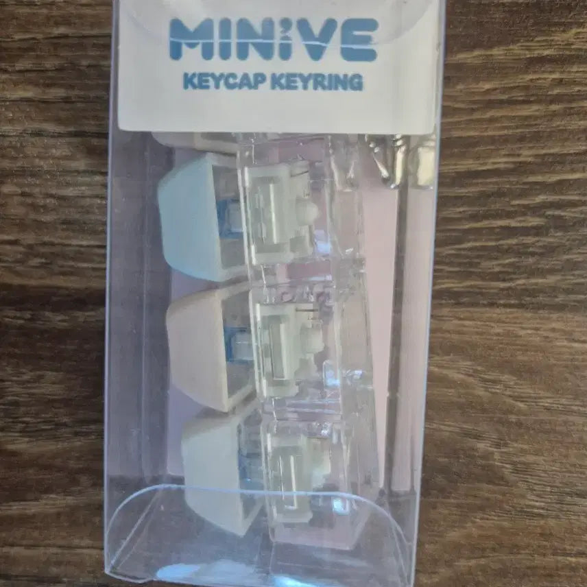 [BUNJANG] IVE MiniBear Keycap Type B Cherry Cheese "Leeyangi" Sealed / 아이브 미니브 키캡 타입 B 체리 치즈 이랑이 새상품