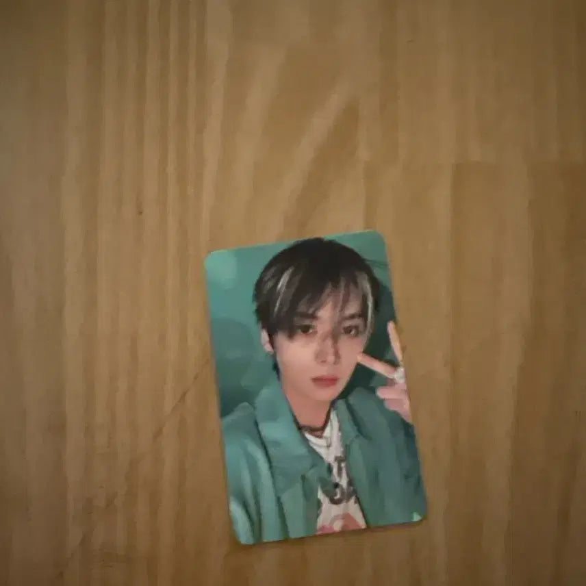 [BUNJANG] Stray Kids Lee Know THIS &amp; THAT Version Photocard / 디스앤댓 this &amp; that  &amp; 버전 스키즈 스트레이키즈 리노