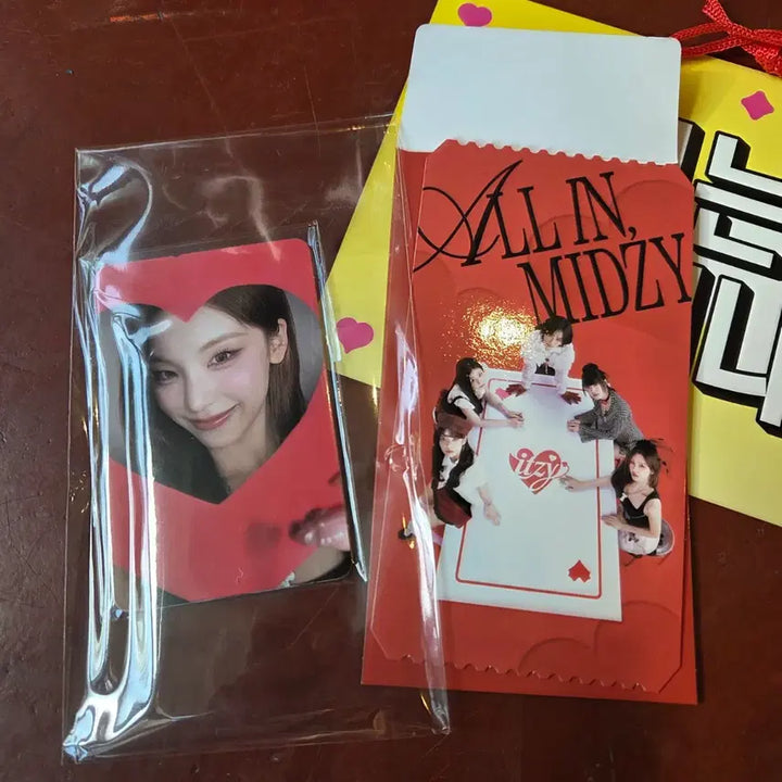 [BUNJANG] ITZY 5th Fan Meeting Entrance Photocard Gift Set / itzy 있지 5번째 팬미팅 입장포카 기프트세트