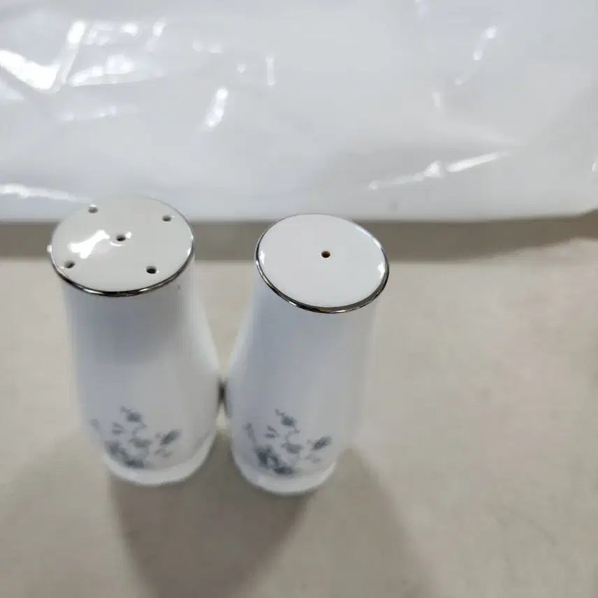 [BUNJANG] Bavaria Johann Haviland Porcelain Spice Jar Set / 독일 바바리아 요한하빌렌드 도자기 양념통 세트에19000