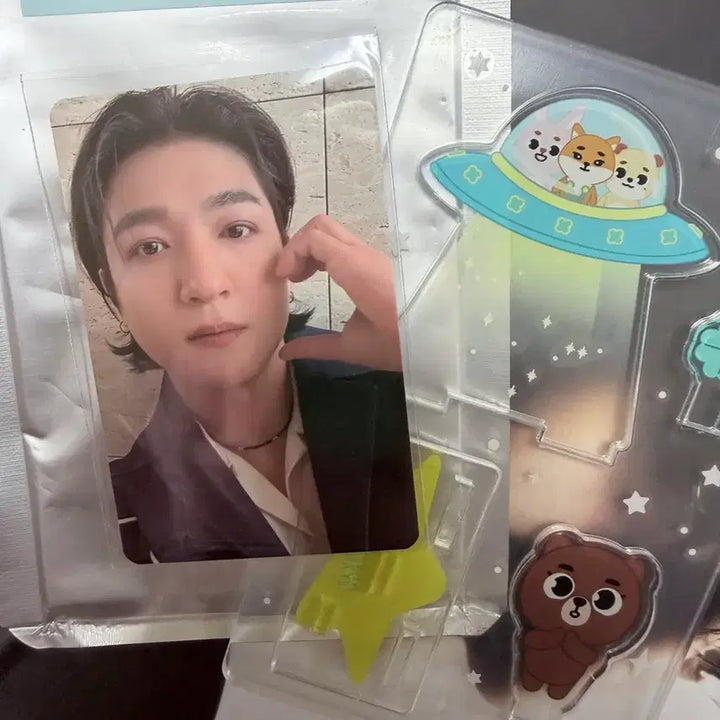 [BUNJANG] DENIMALS Bang Sungjin Acrylic Stand (Photocard Included) / (단순개봉) 랜덤 아크릴스탠드 - 방 박성진 (포카O)