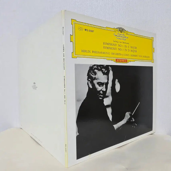 [BUNJANG] Herbert von Karajan, Berlin Philharmonic Beethoven Symphony No. 1 &amp; No. 2 LP (Japanese First Pressing) / 베토벤: 교향곡 1번 &amp; 교향곡 2번 / 카라얀, 베를린 필하모닉 LP