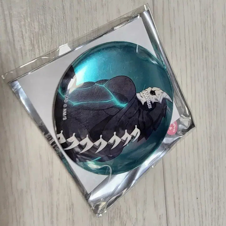 [BUNJANG] Kaiju No. 8 Badge / 괴수 8호 뱃지