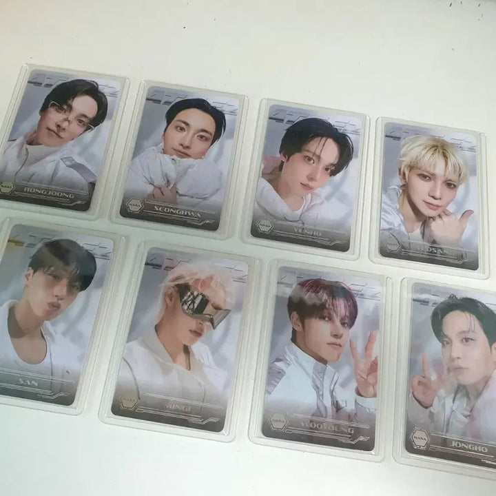 [BUNJANG] ATEEZ Golden Hour Higher Nasa Photocard / 에이티즈 ateez 나사 하이어 포카 nasa higher 골든아워4 golden hour 포토카드