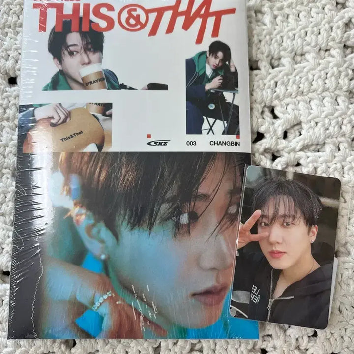 [BUNJANG] Stray Kids Changbin This &amp; That Album Lucky Draw Photocard / 스트레이키즈 this&amp;that 창빈 개인반 앨범+ 알라딘 포카