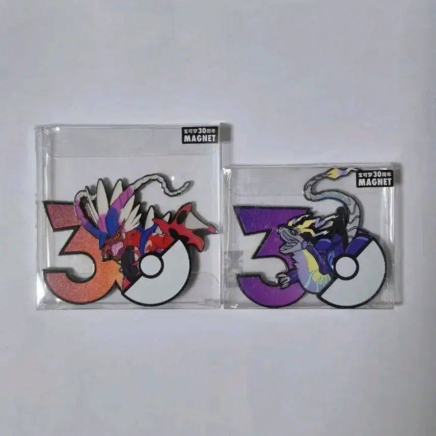[BUNJANG] Pokemon 30th Anniversary Miraidon &amp; Koraidon Refrigerator Magnet Set / 포켓몬 30주년 기념 냉장고 자석 마그넷 뱃지 2종 세트 - 미라이돈 코라이돈