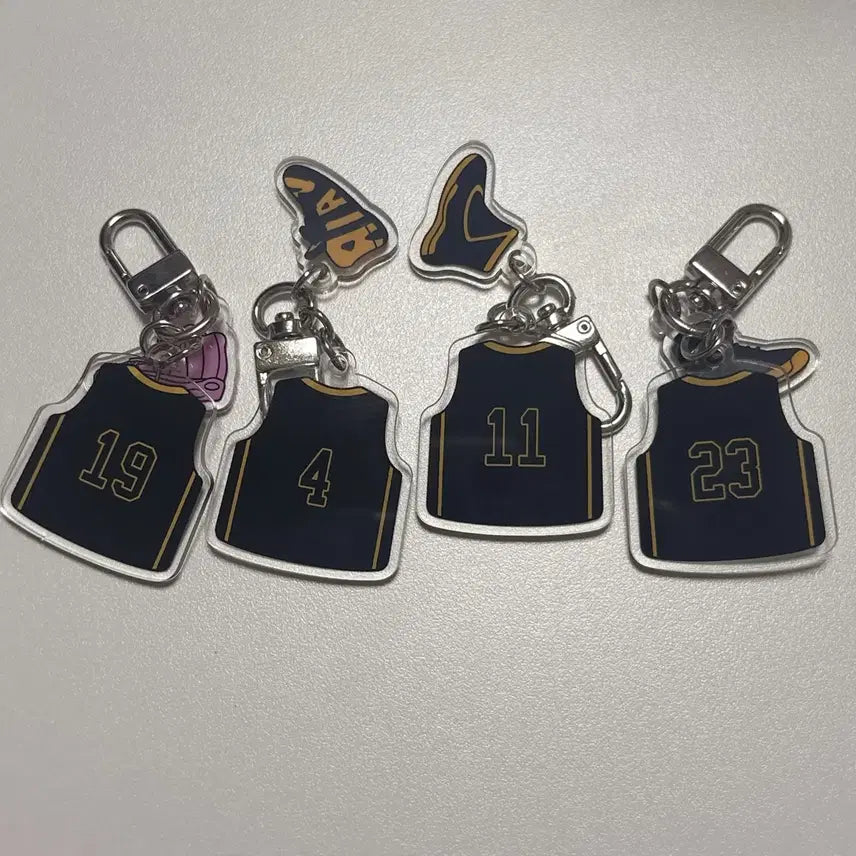 [BUNJANG] Garbage Time Jersey Keychain Bundle Set (Choi Jong-soo, Lim Seung-dae, Noh Su-min, Lee Gyu) / 일괄 가비지타임 장도고 유니폼 키링 최종수 임승대 노수민 이규 일괄