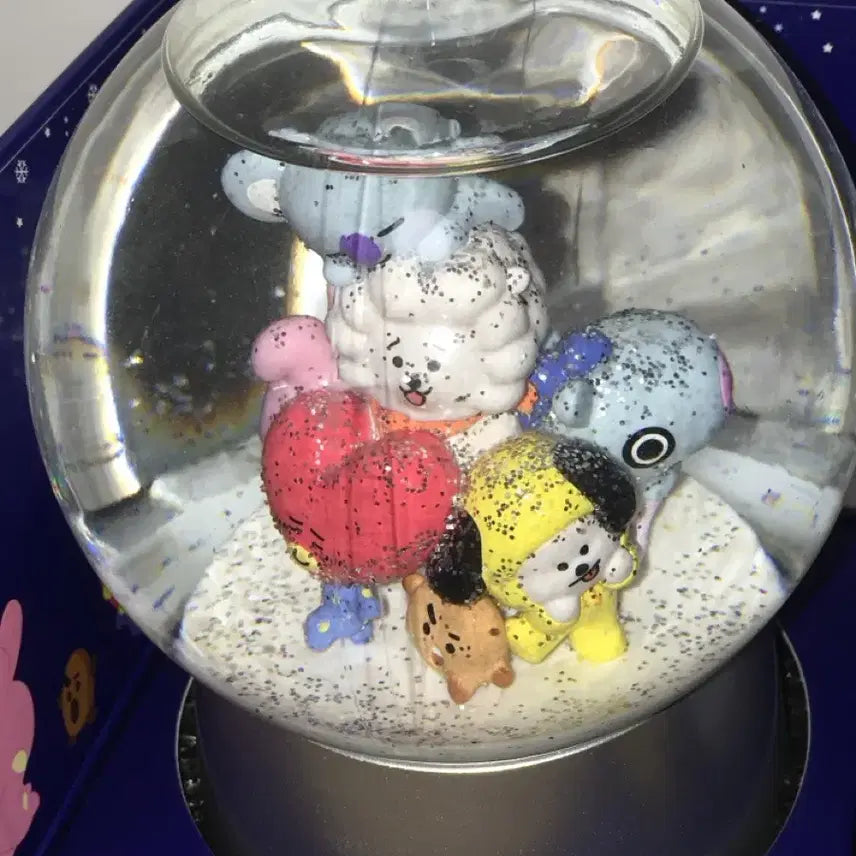 [BUNJANG] BT21 Snow Globe / BT21 스노우볼