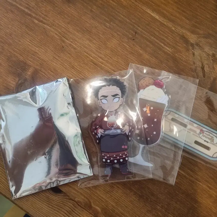 [BUNJANG] Demon Slayer Himejima &amp; Genya Bundle Acrylic Stands &amp; Keychains / 귀멸의 칼날 히메지마, 겐야 일괄 판매