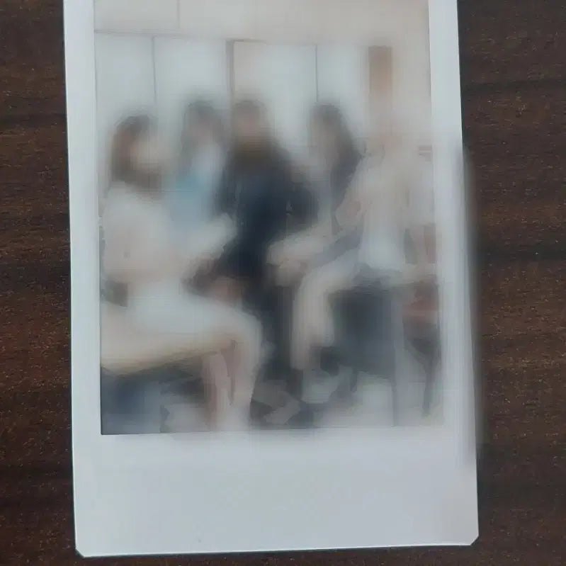 [BUNJANG] LUMINOUS Group Polaroid Photo / 루셈블 단체 폴라로이드