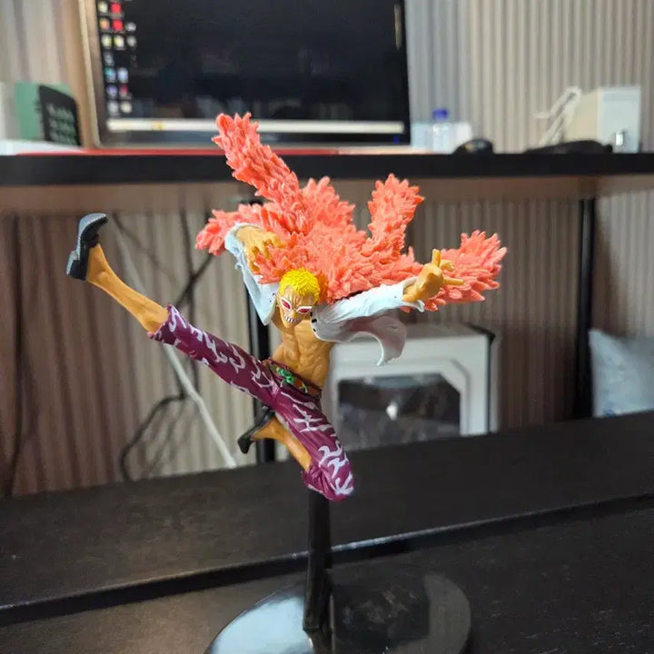 [BUNJANG] Donquixote Doflamingo Figure / 도플라밍고