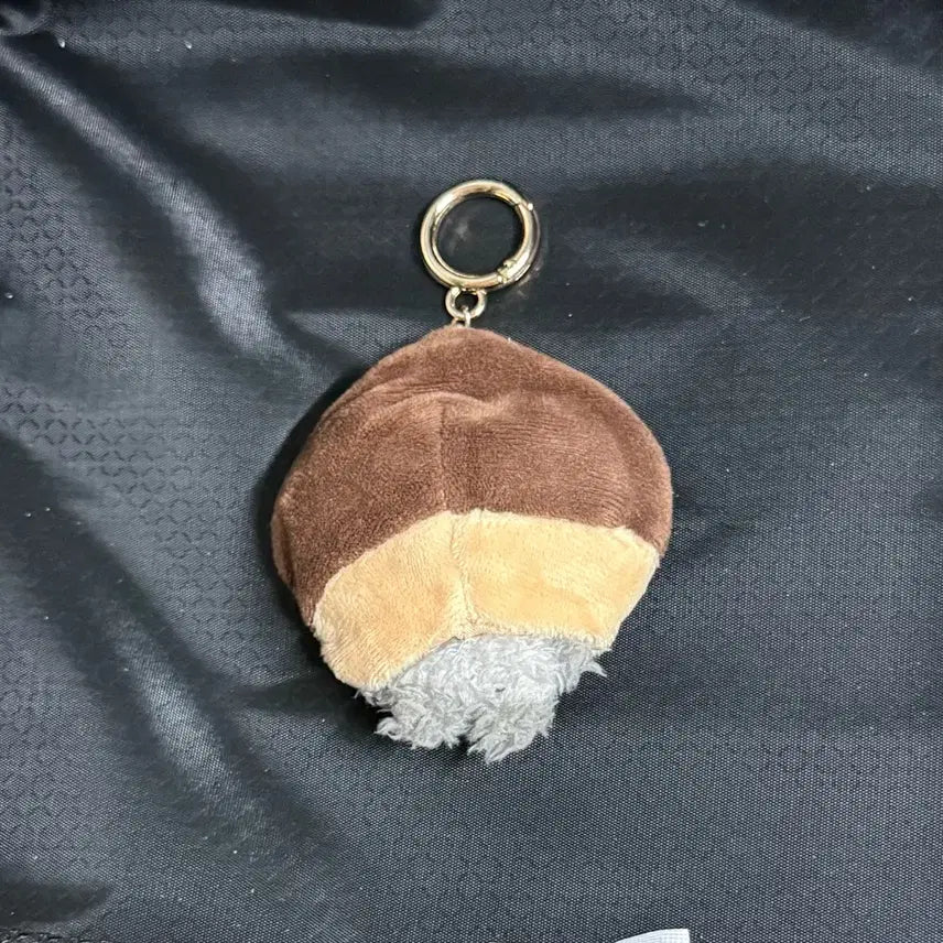 [BUNJANG] TRUZ BonBon Chestnut Plush Keychain / 트루즈 본본 군밤 키링