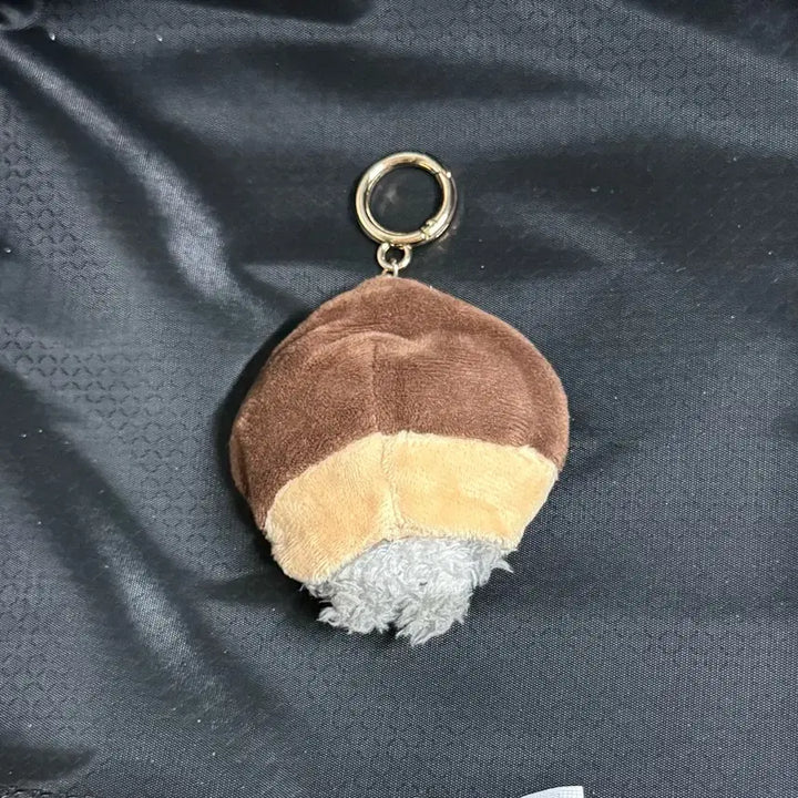 [BUNJANG] TRUZ BonBon Chestnut Plush Keychain / 트루즈 본본 군밤 키링