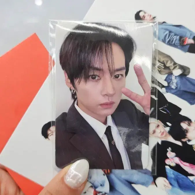 [BUNJANG] Stray Kids Lee Know Official Photocard (Studio Performance) / 디스앤댓 공방포카 리노