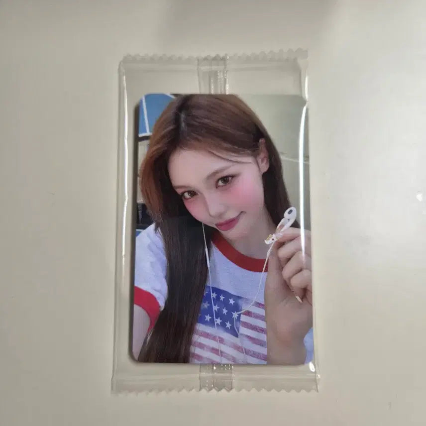 [BUNJANG] Lee Chaeyeon Ktown4u Preorder Mamamia Earphones POB Photocard / 이즈나 맘마미아 케타포 예판 이어폰 정세비 미공포 포카