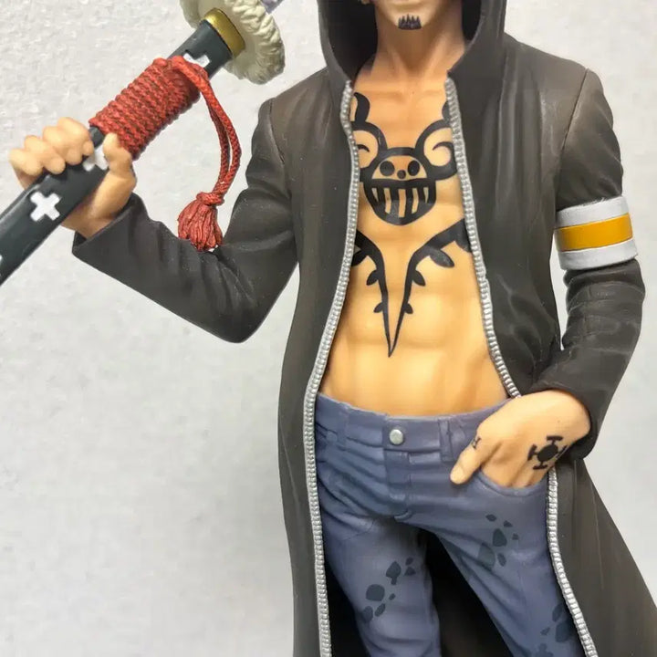[BUNJANG] One Piece Ichiban Kuji Dressrosa Trafalgar Law Figure / [택포 3.2] 원피스 제일복권 드레스로자 트라팔가 로우 피규어