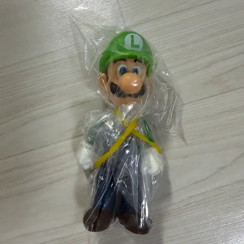 [BUNJANG] Super Mario Luigi Figure (Approx. 12cm) / 슈퍼마리오 루이지 약 12cm 피규어
