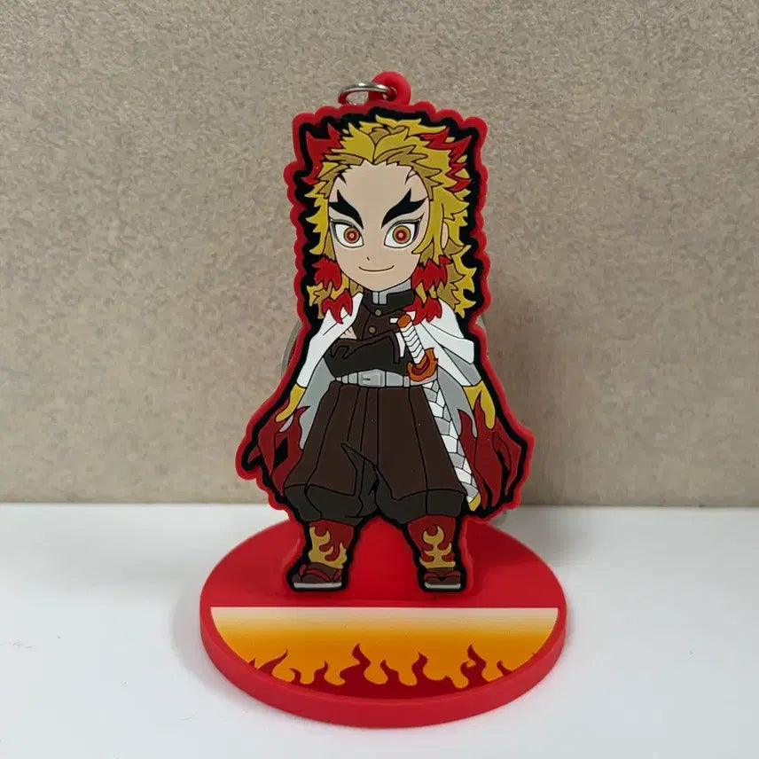 [BUNJANG] Demon Slayer Kyojuro Rengoku Rubber Charm Stand / 귀멸의칼날 렌고쿠 러버챰 스탠드