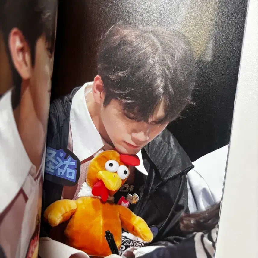 [BUNJANG] Wanna One Ong Seong Wu Photobook / 워너원 옹성우 홈마 포토북
