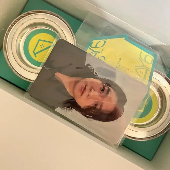 [BUNJANG] Day6 10th Anniversary Popup Entrance Gift Candle Photocard Sticker / 데이식스 10주년 팝업 입장기프트 캔들 포카 스티커