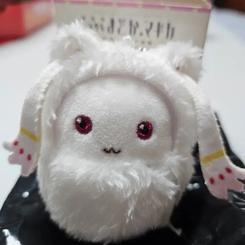 [BUNJANG] Puella Magi Madoka Magica Kyubey Tapestry Plush / 마마마 마법소녀 마도카 마기카 큐베 타피누이