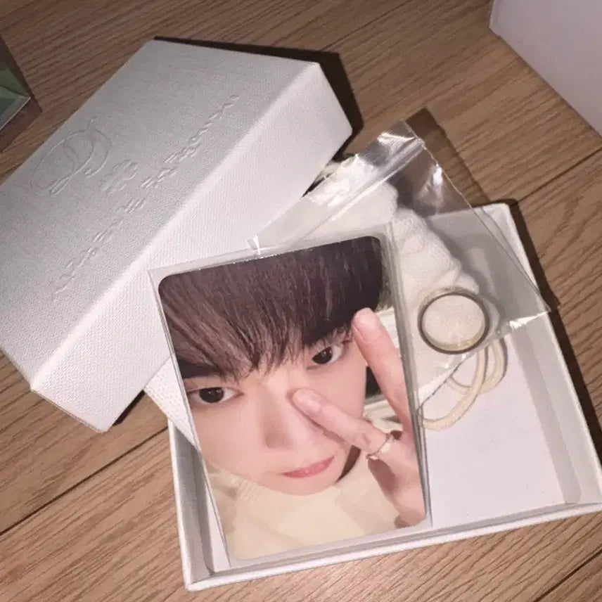 [BUNJANG] NCT Doyoung Sound Wave Ring (Size 11) Photocard Bundle / 도영 음파반지 11호