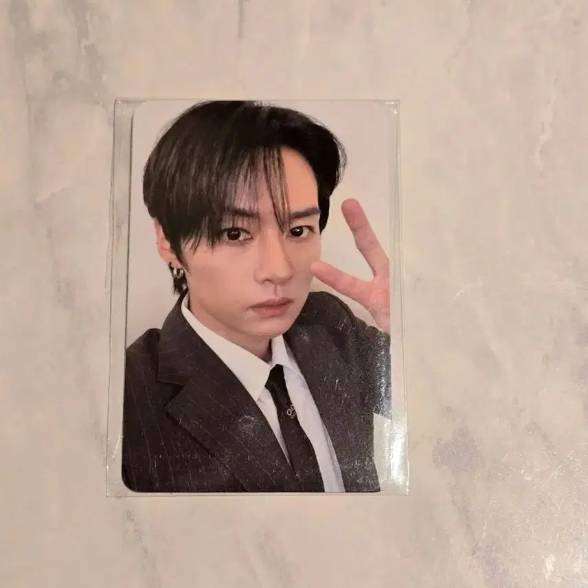 [BUNJANG] Stray Kids SKZ Disappear &amp; Reappear Lee Know Official Photocard / 스트레이키즈 스키즈 디스앤댓 이리노 리노 공방 포카 미개봉