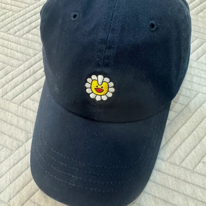 [BUNJANG] NewJeans x Murakami Cap Navy / 뉴진스 X 무라카미 볼캡 네이비
