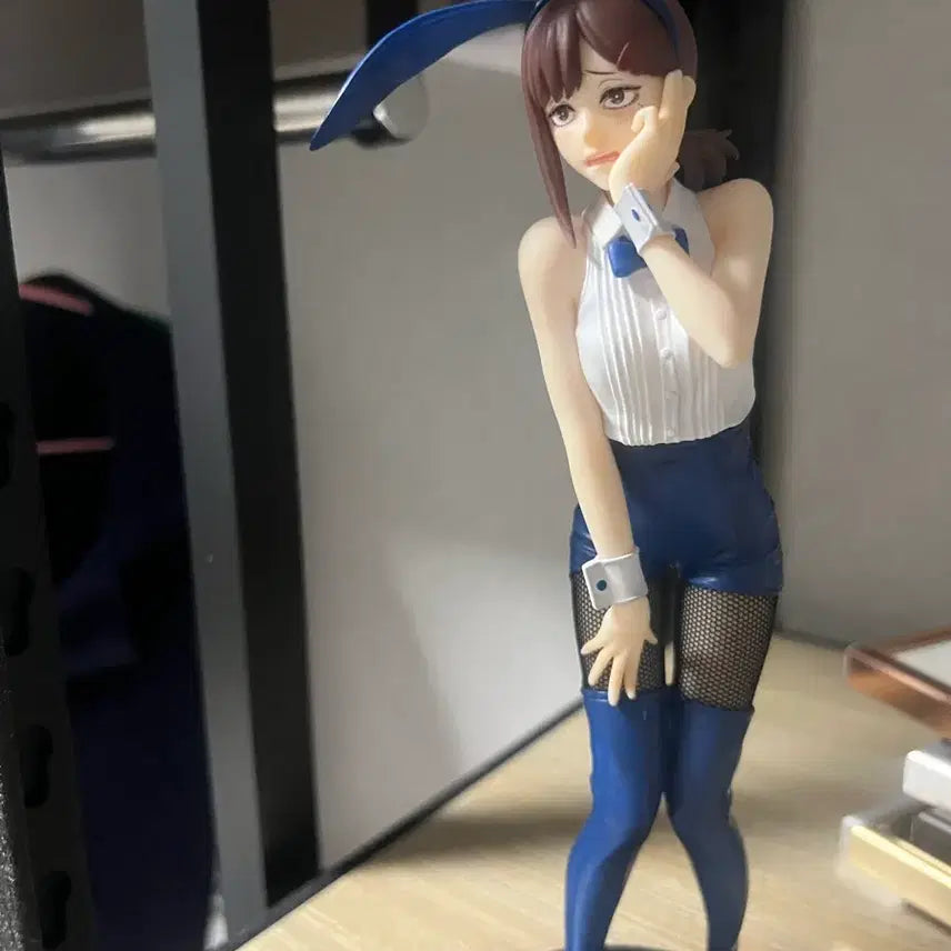 [BUNJANG] Chainsaw Man Kobeni Figure with Box / 체인소맨 코베니 피규어 판매(박스있음)